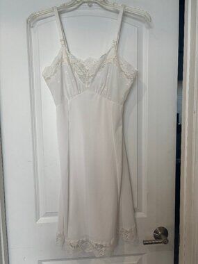 Vintage 70s Cottagecore Bridal Sears Lace Embroidered Slip Dress White Size 34